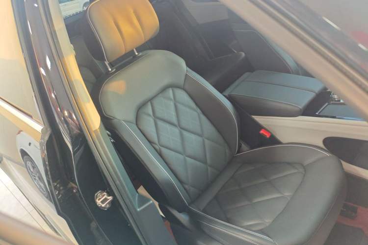 Used Volkswagen Teramont 2024 380TSI Four-Wheel Drive Longxiang Edition
