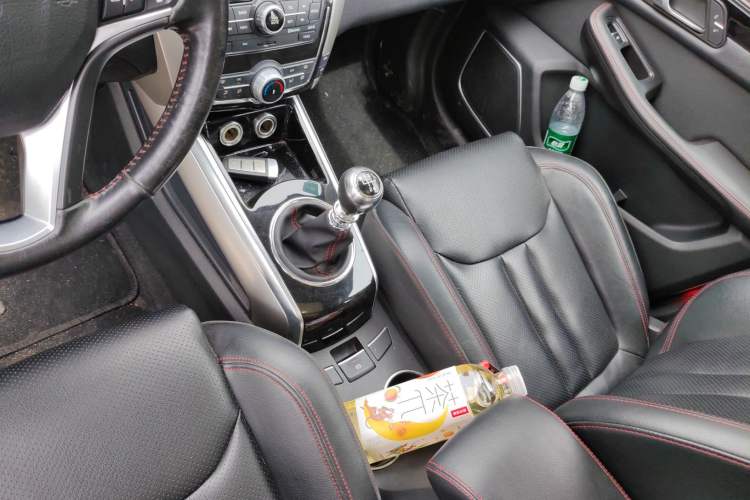 Used Zotye Domy X5 2017 Platinum Edition 1.5T Manual Luxury Model
