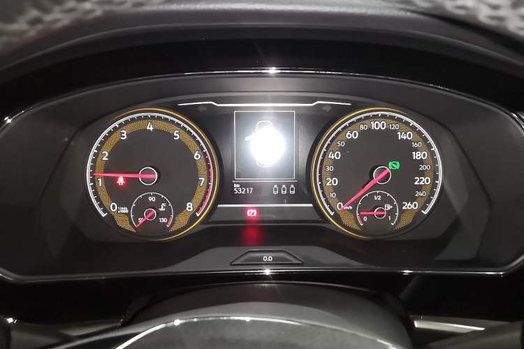 Used Volkswagen Passat 2020 Facelift 330TSI Elite Edition China VI Standard