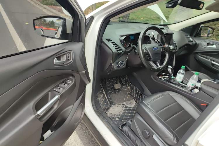 Used Ford Kuga 2018 EcoBoost 180 Two-Wheel-Drive Platinum Edition