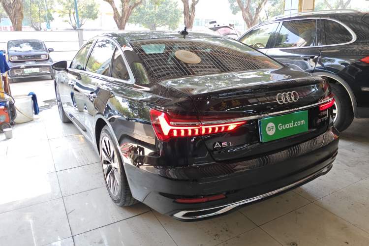 TDK.VehicleDetails.img