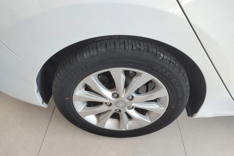 Used Hyundai Elantra 2016 1.6L Automatic Prestige Edition
