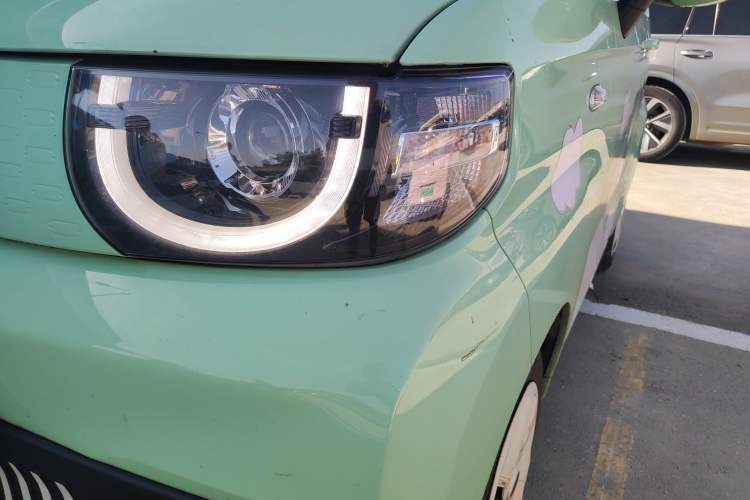 Used Chery QQ Ice Cream 2022 170km Sundae Phosphate Lithium-Ion
