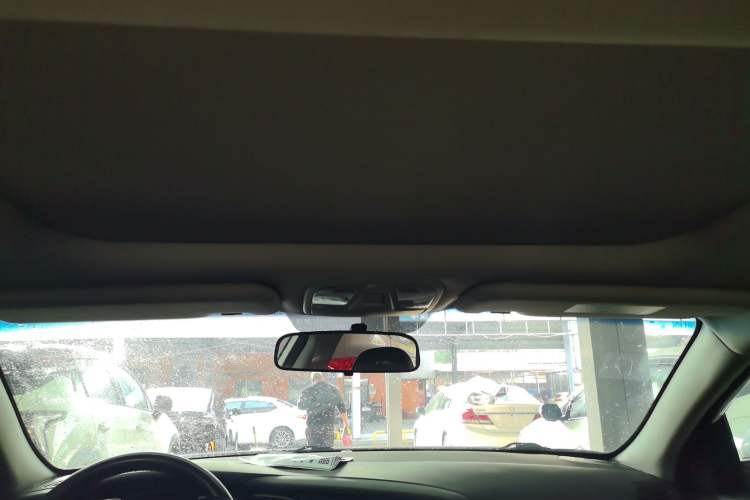 Used Kia K5 2014 2.0L Automatic LUXURY
