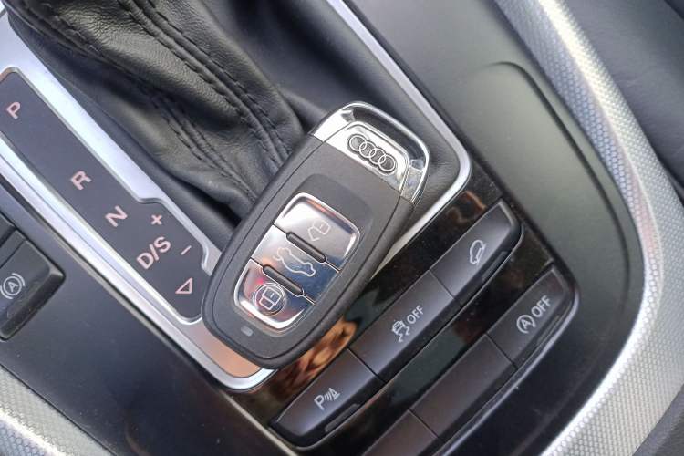 Used Audi Q5 2015 40 TFSI Technology Edition