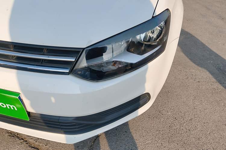 Used Volkswagen Polo 2016 1.4L Manual Fashion Model