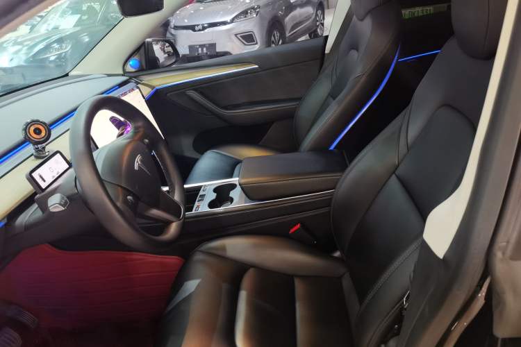 Used Tesla Model Y 2022 Rear-Wheel-Drive Version
