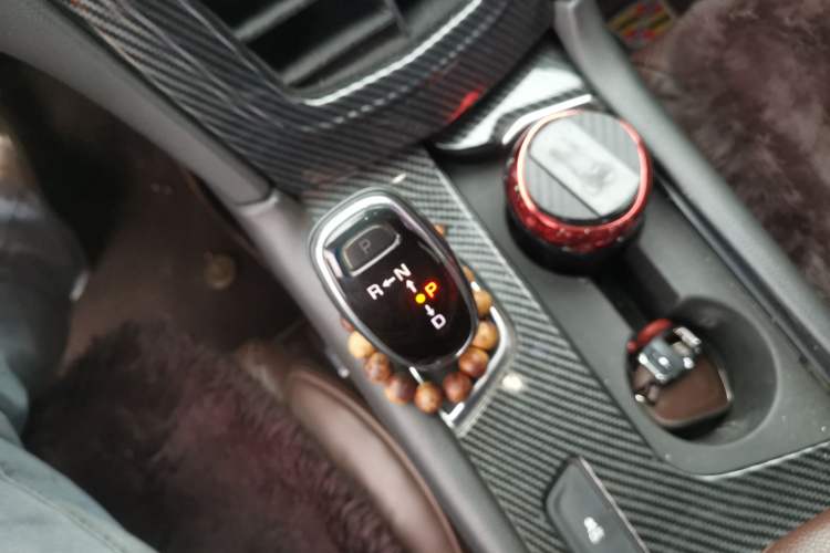 Used Cadillac XT5 2018 25T Tech Model
