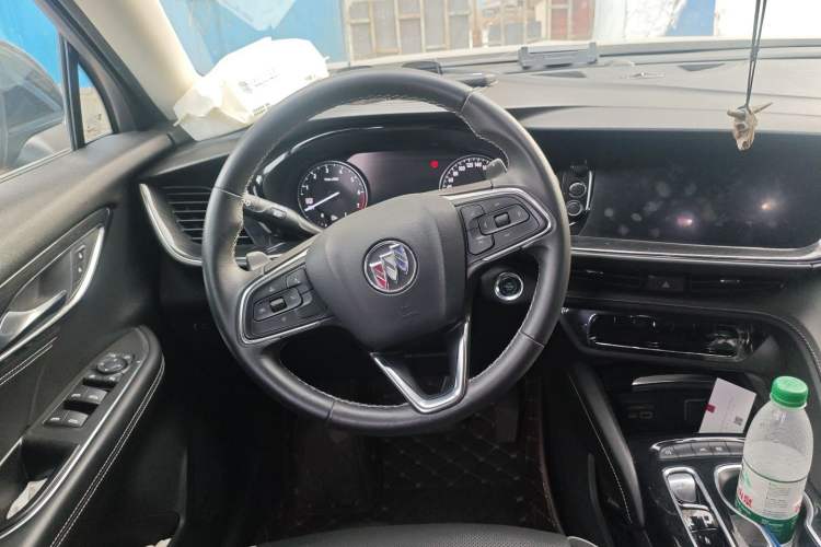 Used Buick Envision 2022 Facelift Encore S 552T Two-Wheel-Drive Luxury Model
