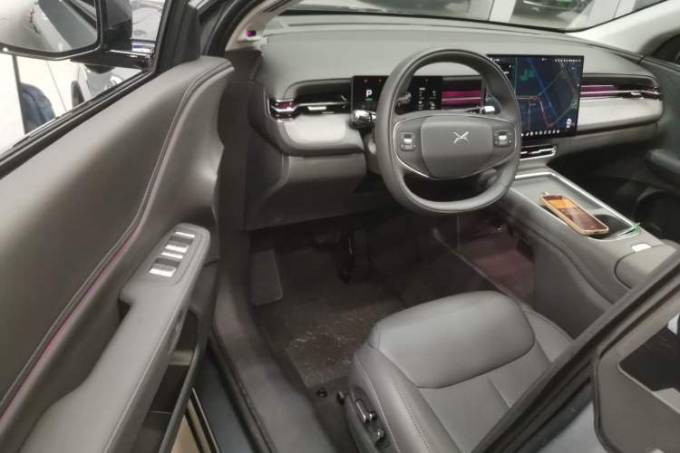 Used XPeng G6 2025 625 Long-Range Max Flagship Edition
