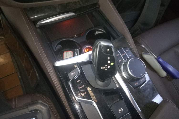 Used BMW 5 Series 2020 525Li M Sport Package
