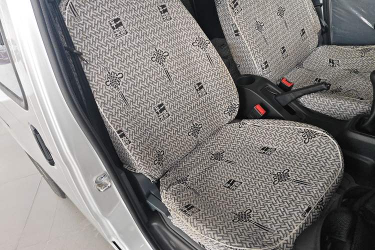 Used Wuling Zhiguang 2023 1.5L Practical Version 5/7 Seats