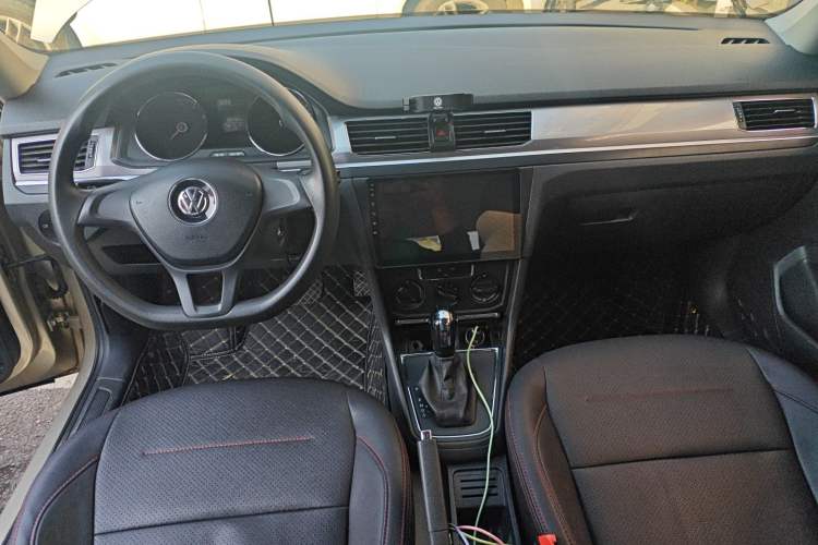 Used Volkswagen Bora 2017 1.6L Automatic Fashion Model