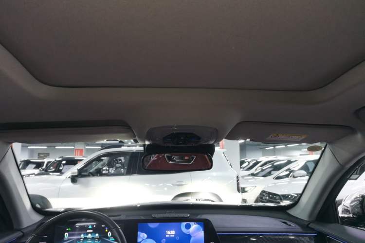 Used Chery Tiggo 7 PLUS 2023 1.6 TGDI DCT Flagship Version
