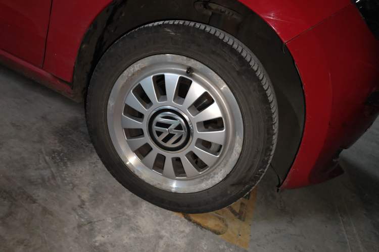 Used Volkswagen up! 2015 1.0L move up!