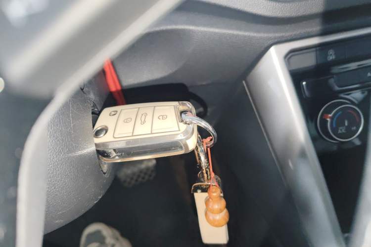 Used Volkswagen T-ROC 2020 230TSI DSG Two-Wheel Drive Advanced Version