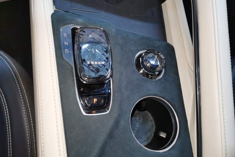 Used Zeekr 001 2022 Ultra-Long Range Dual-Motor YOU Version