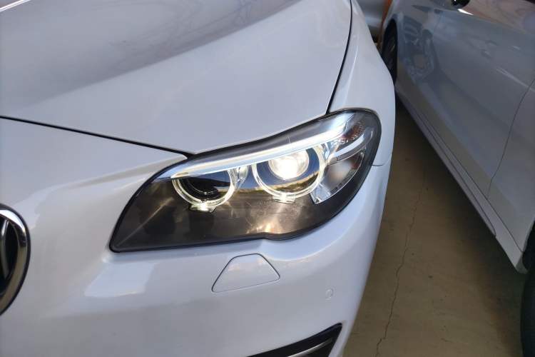 Used BMW 5 Series 2014 525Li Luxury Design Package