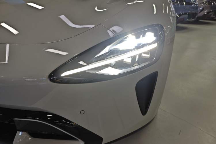 Used  SU7 2024 Four-Wheel Drive Ultra-Long Range Advanced Intelligent Driving Max Edition