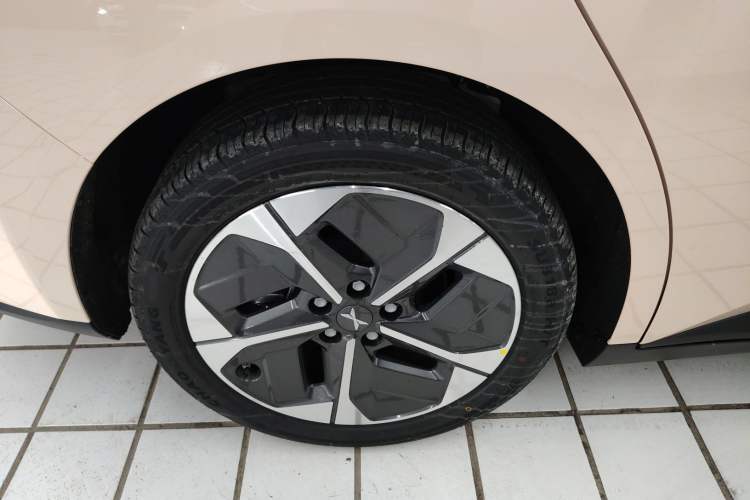 Used XPeng MONA M03 2025 620 Ultra-Long Range Plus
