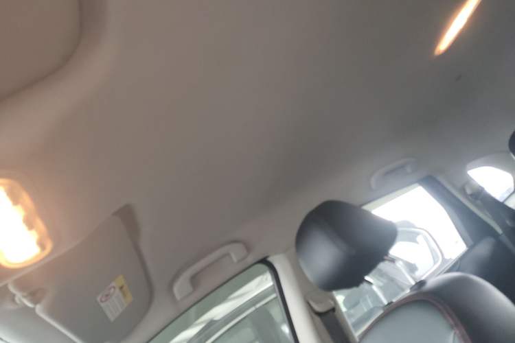 Used Venucia T70 2018 1.6L Manual Enjoyment Edition
