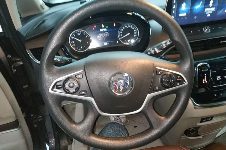 Used Buick GL8 2023 Land Executive Class Smart Enjoyment Model
