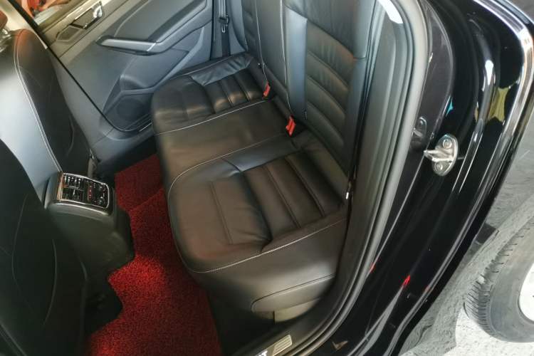 Used Volkswagen Passat 2016 380TSI DSG Prestige Edition
