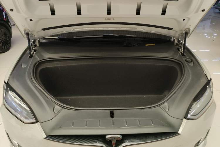 Used Tesla Model X 2017 X 100D Long Range Edition
