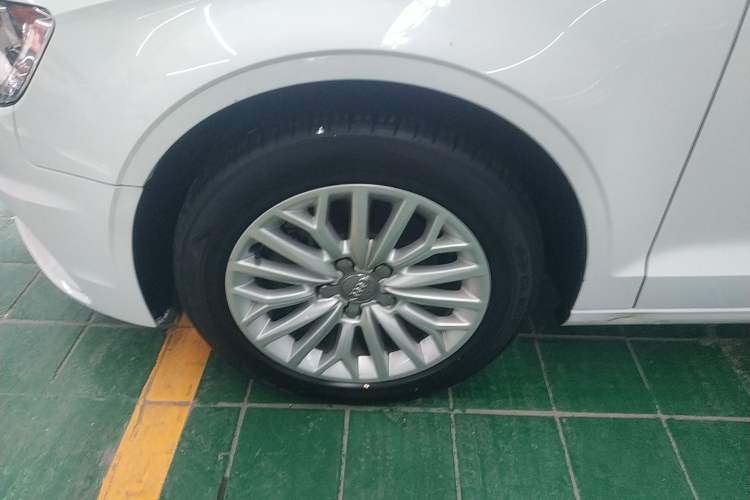 Used Audi A3 2016 Limousine 35 TFSI Ambition Edition
