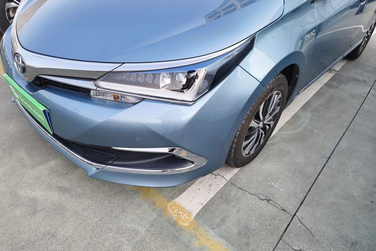 Used Toyota Corolla 2017 Revised Dual-Engine 1.8L E-CVT Elite Edition