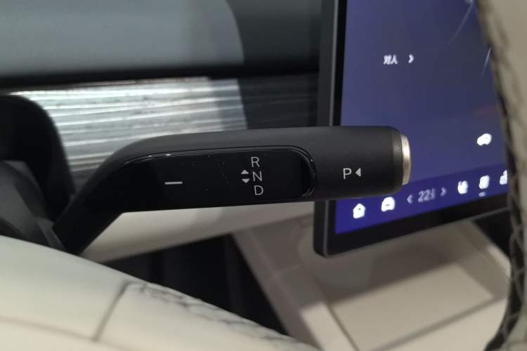 Used ONVO L60 2024 60 kWh Rear-Drive Version
