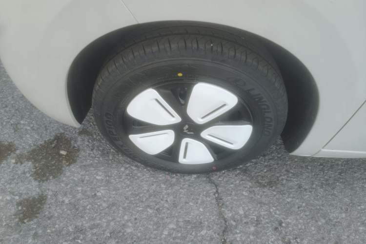 Used Wuling Hongguang MINIEV 2025 Four-Door Version Advanced Edition
