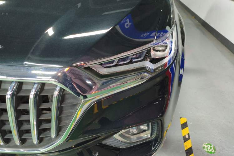 Used Hongqi HS5 2019 2.0T Smart Connect Flagship All-Wheel-Drive Version
