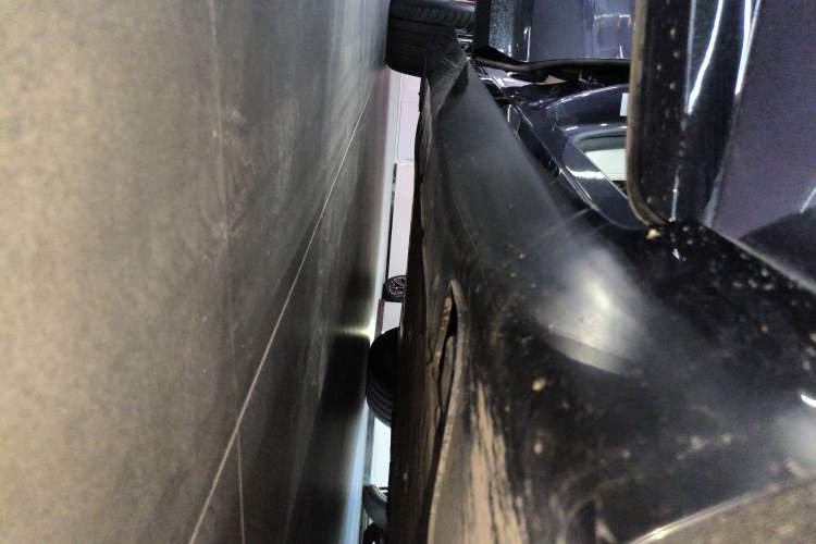 Used  12 2023 700 Three-Laser Rear-Wheel Drive Luxury Edition
