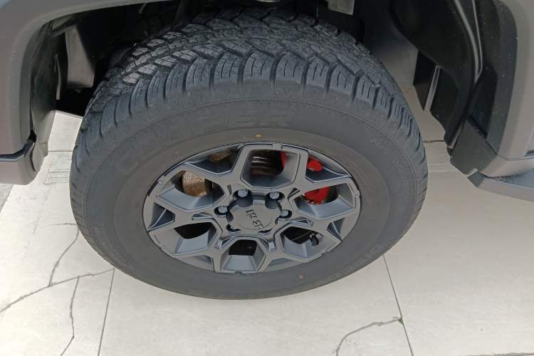 Used Beijing Auto BJ40 2023 2.0D Automatic Four-Wheel Drive Blade Hero Edition Adventurer Type
