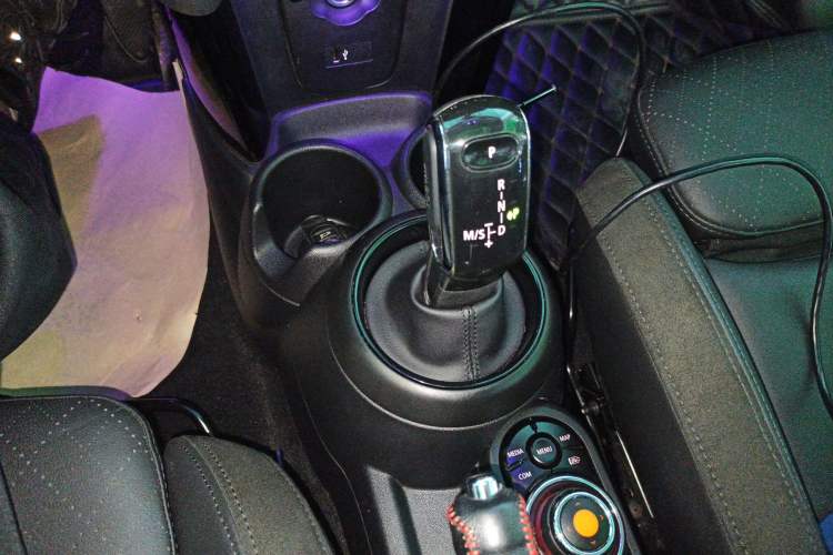 Used  MINI 2021 1.5T COOPER Artist