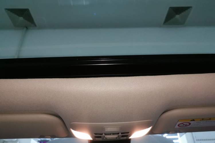 Used Toyota Corolla 2021 Dual-Motor 1.8L E-CVT Elite Edition