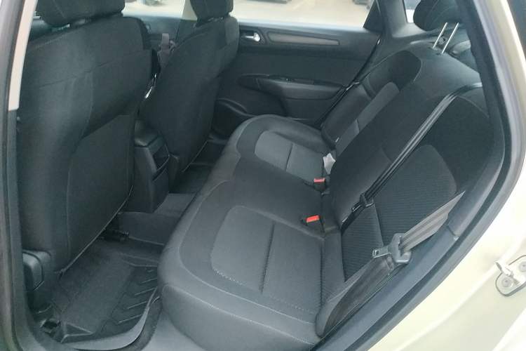 Used Citroen C4 Sega 2016 1.6L manual Comfort trim level