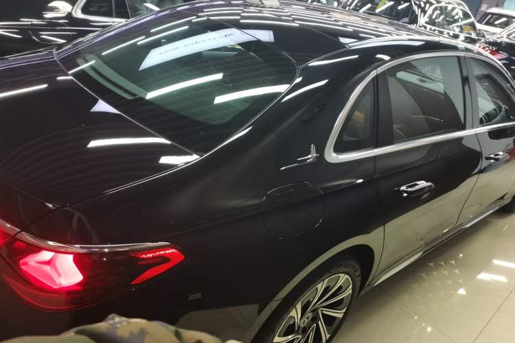 Used Mercedes-Benz E-Class 2024 Facelift E 300 L Luxury Edition