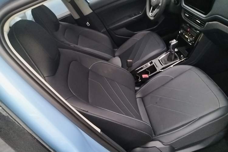 Used Volkswagen Tharu 2025 NewRui 300TSI Prestige Edition