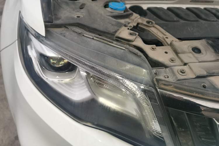 Used Geely Auto Emgrand X7 Sport 2020 1.8TD DCT Two-Wheel Drive Smart Connect 4G-Enabled Version
