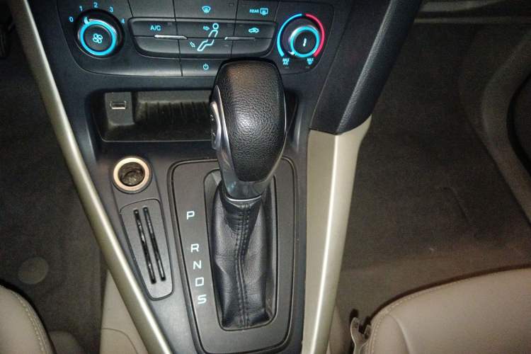 Used Ford Focus 2015 Sedan 1.6L Automatic Comfort Model
