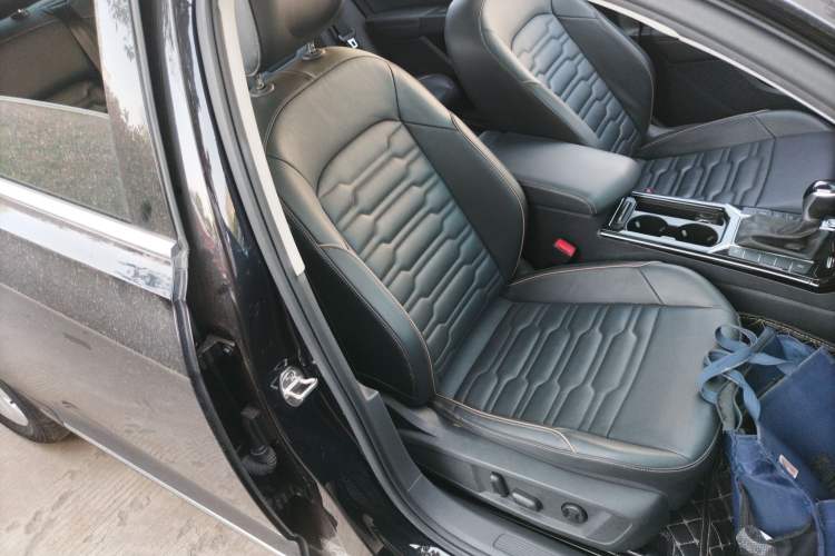 Used Volkswagen Passat 2021 280TSI Elite Edition
