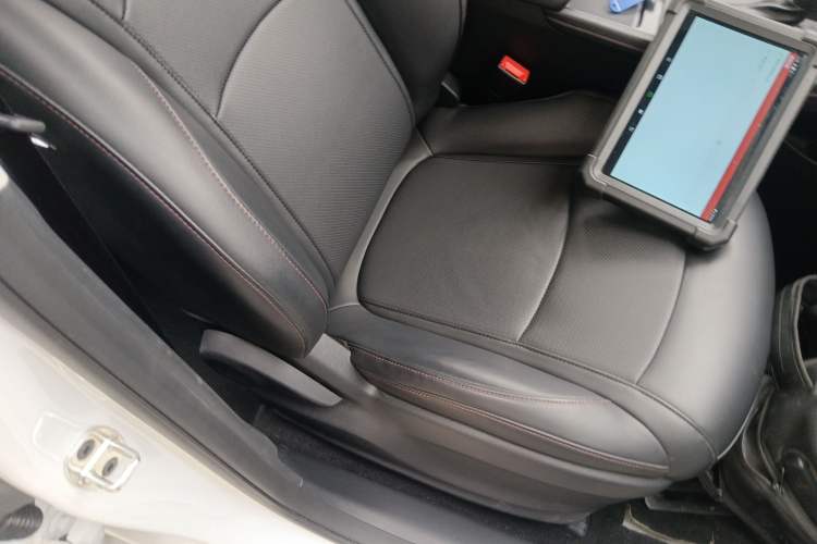 Used Roewe i5 2024 1.5L CVT Luxury Edition
