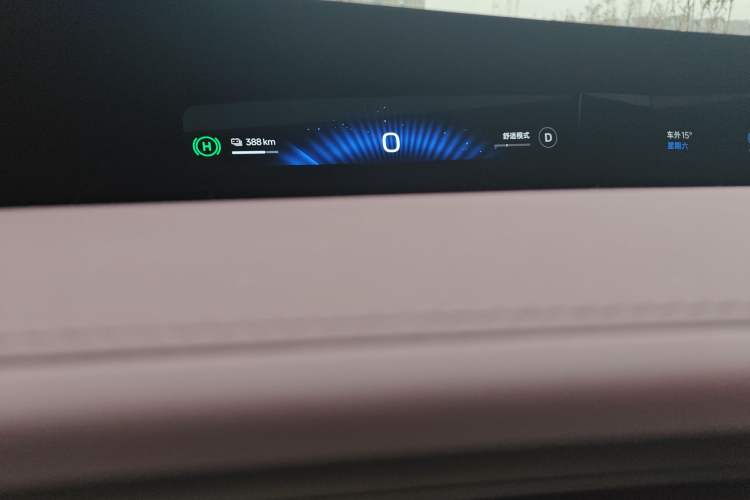 Used  YU7 2025 Ultra-Long Range High-Performance All-Wheel-Drive Max Edition