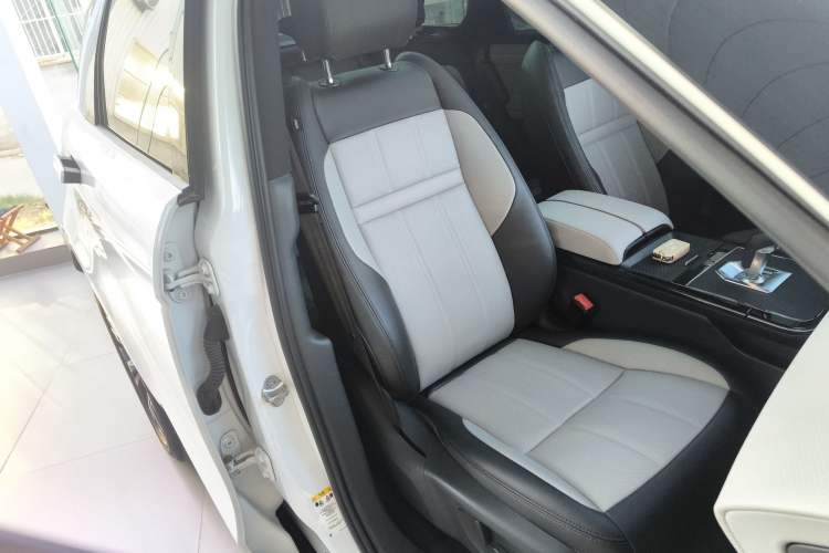 Used Land Rover Range Rover Evoque 2020 249 PS R-DYNAMIC S Sport Edition