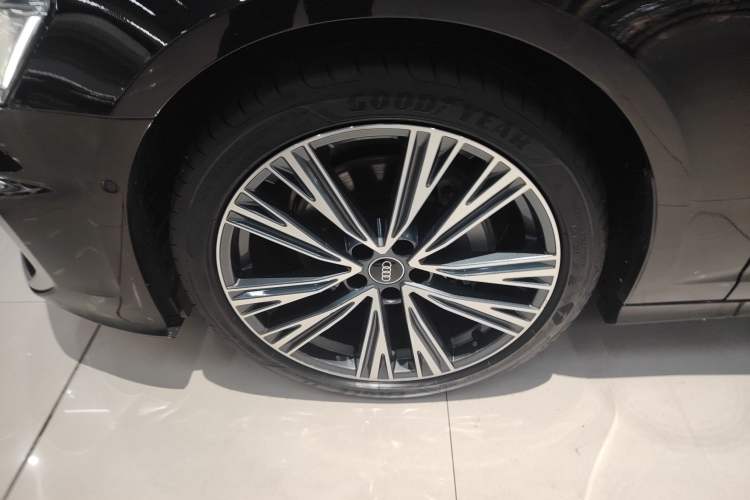 Used Audi A6L 2023 Revised 45 TFSI Prestige Dynamic Edition
