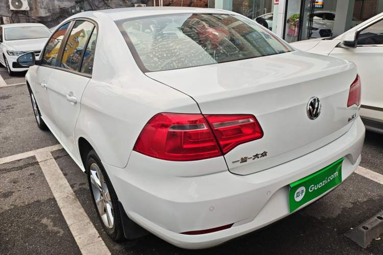 Used Volkswagen Bora 2015 Value Edition 1.6L Automatic Fashion Version