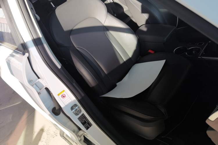 Used Haval H2 2018 Chuanxiang Edition Red Badge 1.5T Manual Two-Wheel Drive Fashionable Model