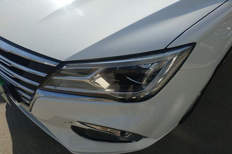 Used Roewe i5 2020 1.5L Manual 4G Connect Luxury Edition
